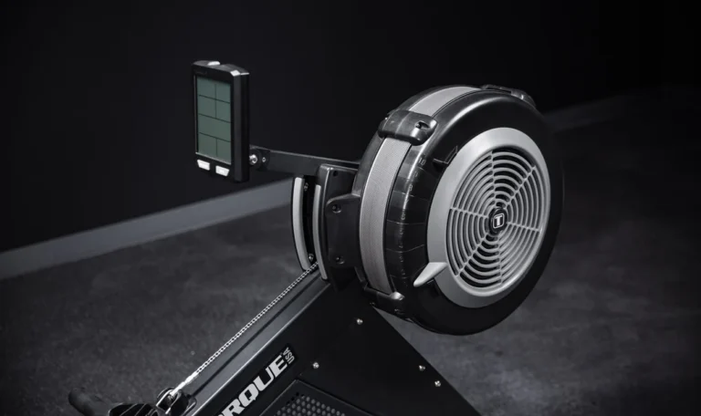 2024_12_03-RowerShotsForWebsite-2055_1035x