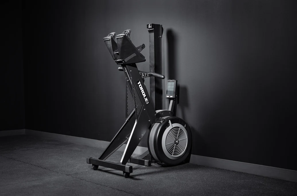 2024_12_03-RowerShotsForWebsite-2087_1035x